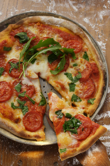 Classic tomato and cheese pizza