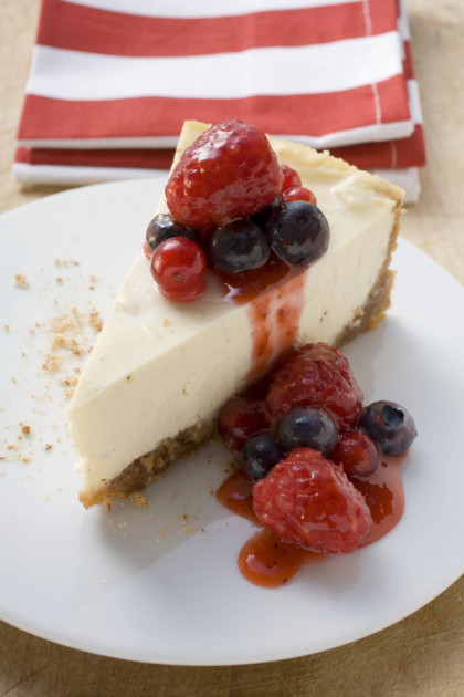 Vanilla Cheesecake with Fruit