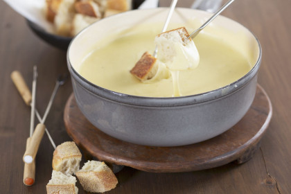 Med-style Cheese Fondue