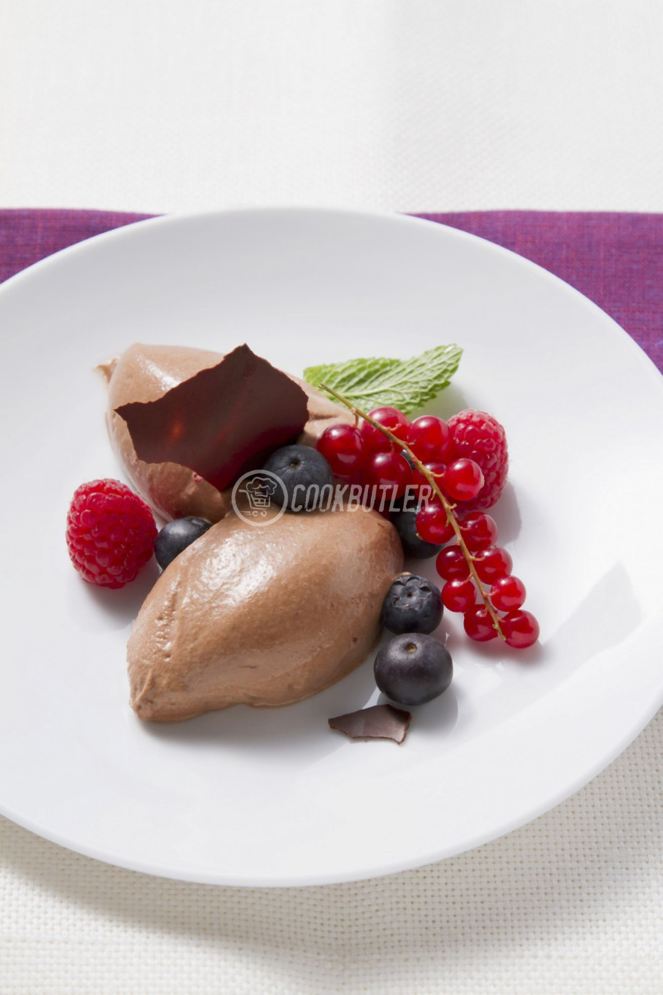 Chocolate Mousse with Fresh Berries and Mint | preview