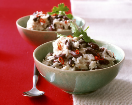 Moros y cristianos (rice with beans, Caribbean)