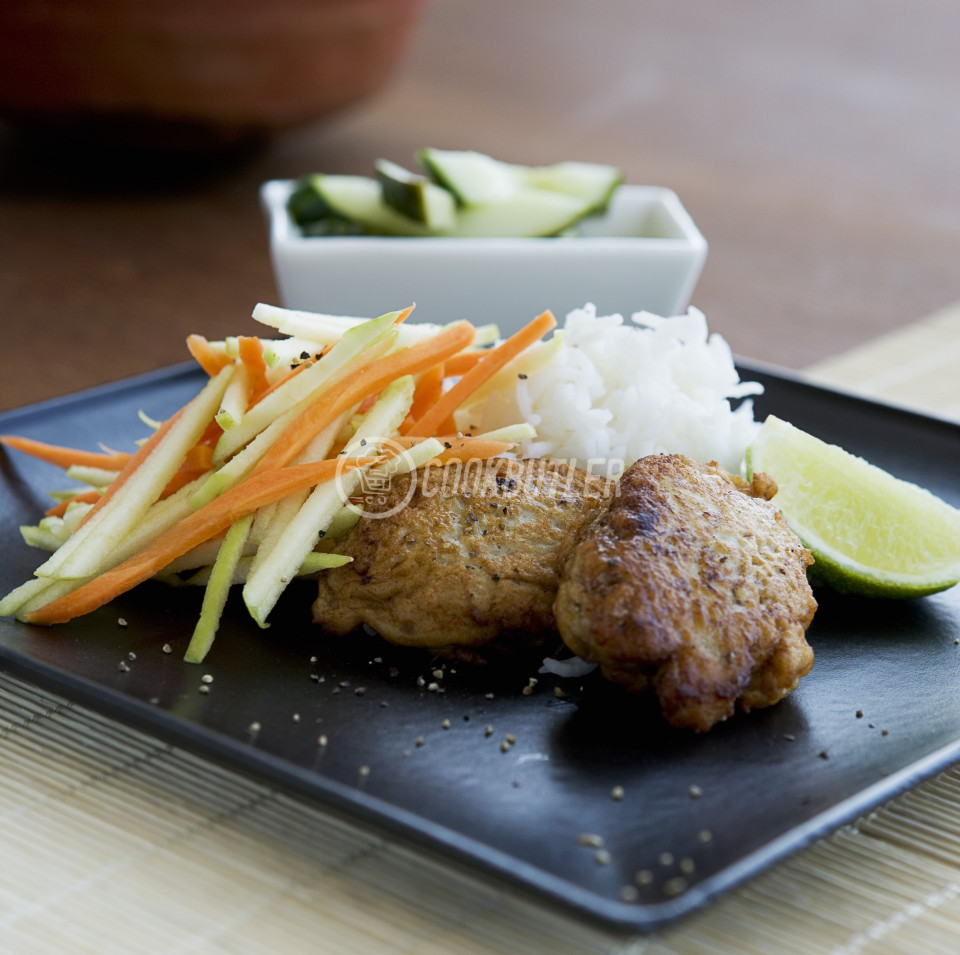Fish cakes with vegetables and rice (Thailand) | preview