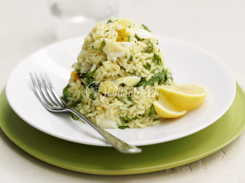 Kedgeree (Anglo-Indian rice dish with fish and egg) | zoom - preview