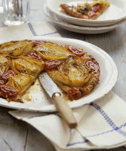 Fennel tart with tomatoes