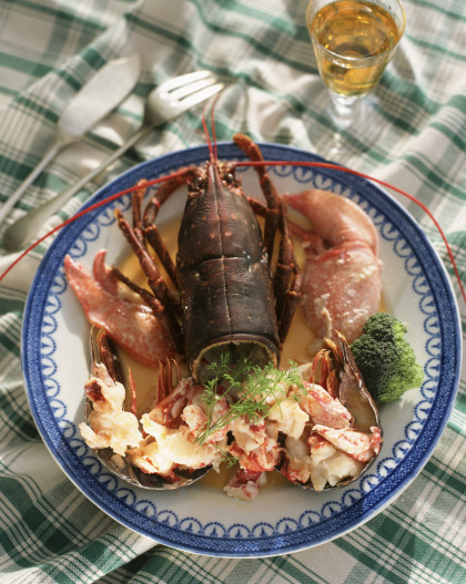 Lobster in cream sauce with Irish whiskey (Dublin lawyer)