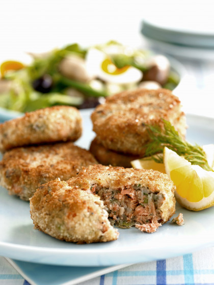 Salmon cakes with salad