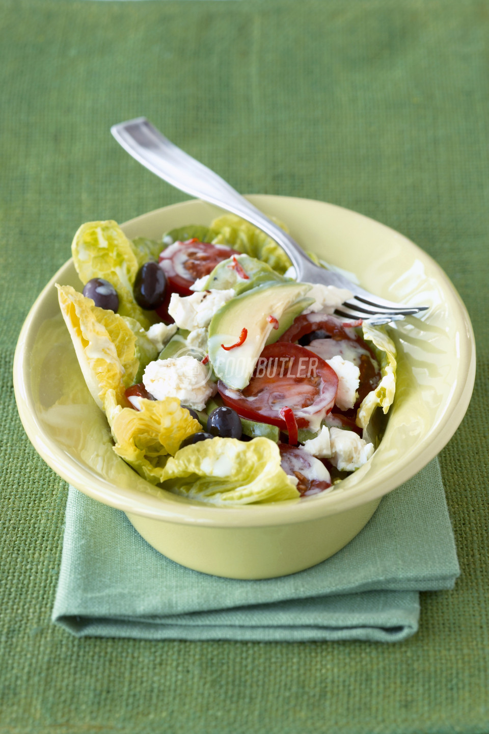 Romaine lettuce with avocado, feta and tomatoes | preview