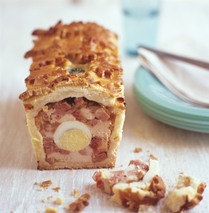 Chicken and bacon pie with egg