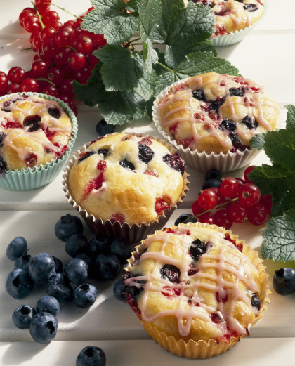 Redcurrant and Blueberry Muffins