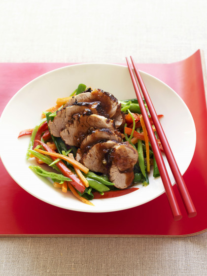 Char sui pork with carrots, peppers and snow peas
