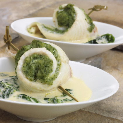Sole and spinach rolls in champagne sauce