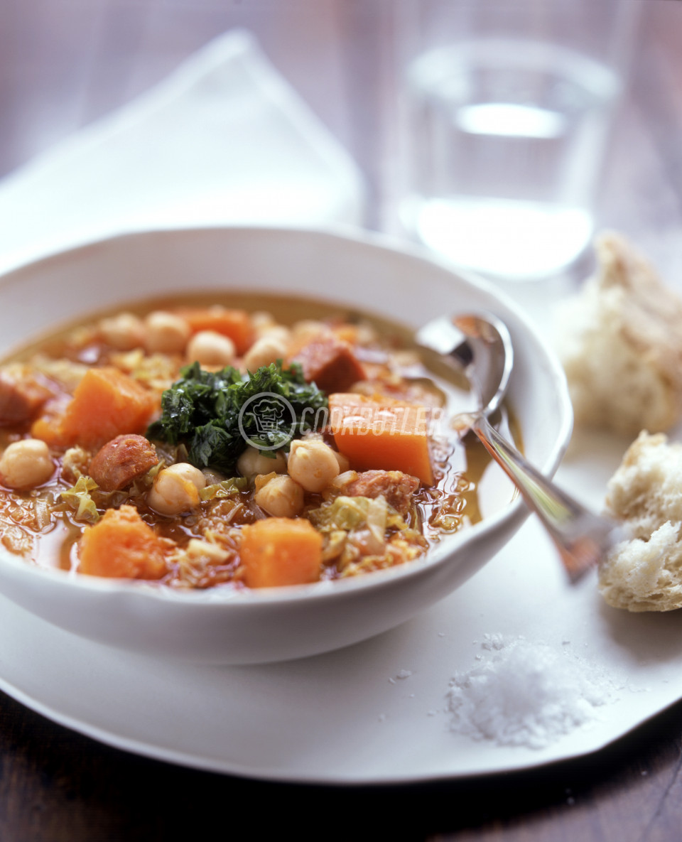 Stew with Chickpeas, Pumpkin and Spicy Sausage | preview