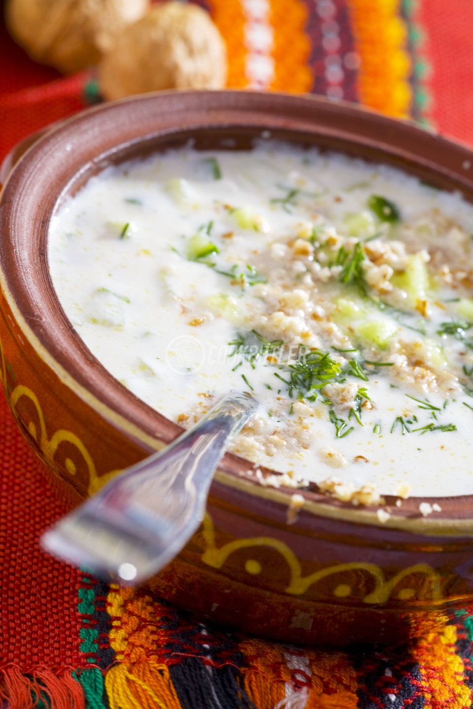 Tarator - Cold yogurt and cucumber soup with walnuts (Bulgaria) | preview