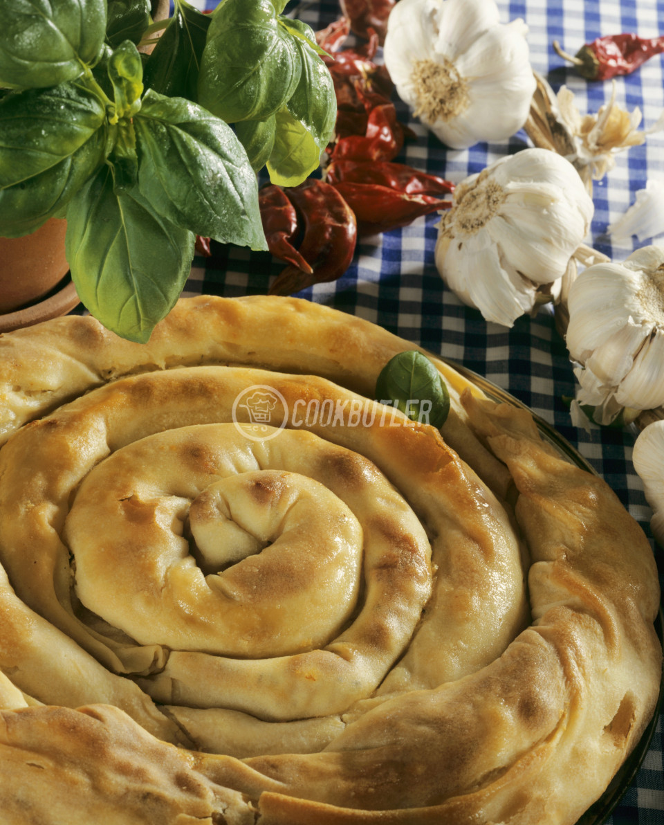 Baniza (Bulgaria) - Filo pastry filled with sheep's cheese | preview