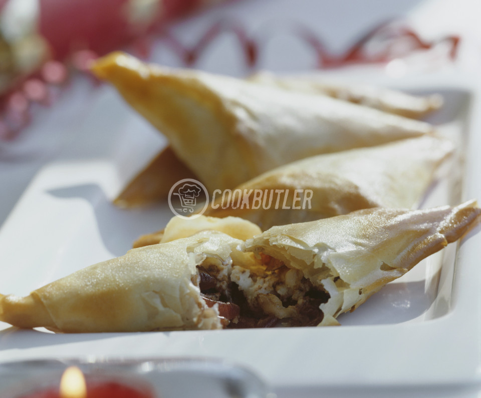 Filo Pastries with Feta Cheese and Red Onions | preview