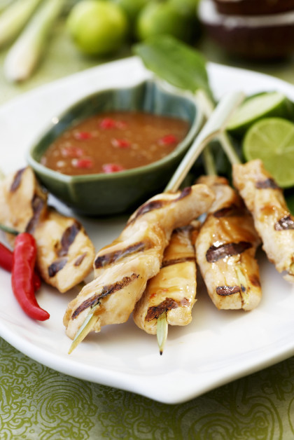 Chicken skewers with satay sauce