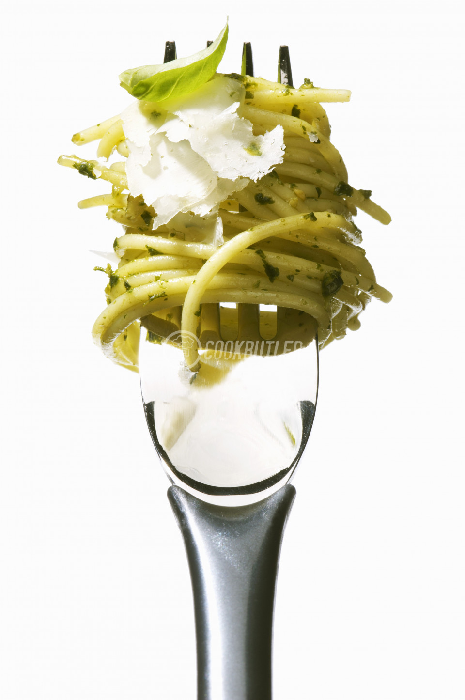 Spaghetti with pesto and Parmesan | preview