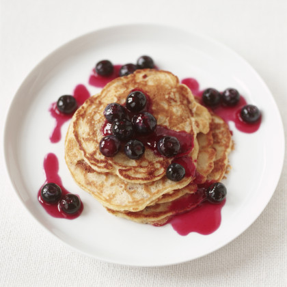 Buttermilk pancakes with blueberry sauce
