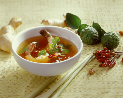 Spicy-sour prawn soup with chilli and kaffir limes