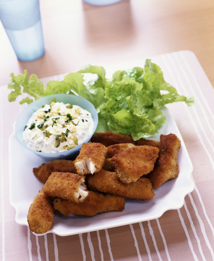 Gourmet fish fingers with remoulade sauce