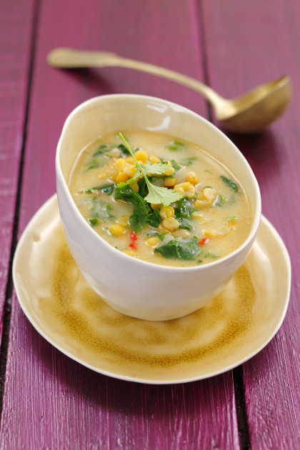 Yellow pea soup with spinach and chilli