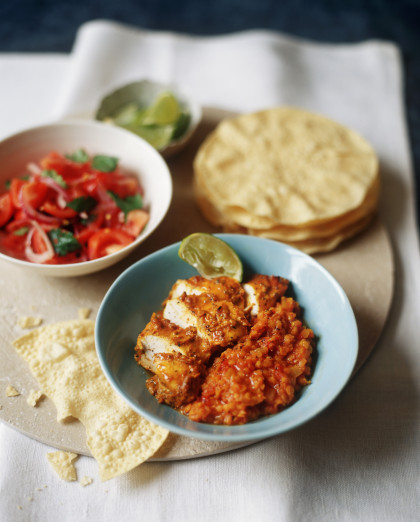 Indian chicken curry with lentil dhal and poppadums