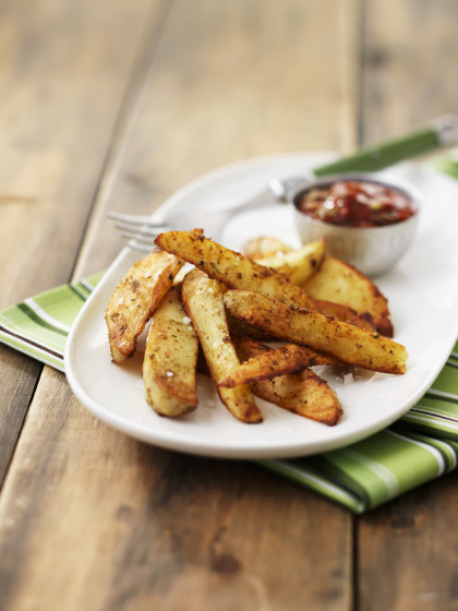 Spicy potato wedges with chipotle sauce (Mexico)