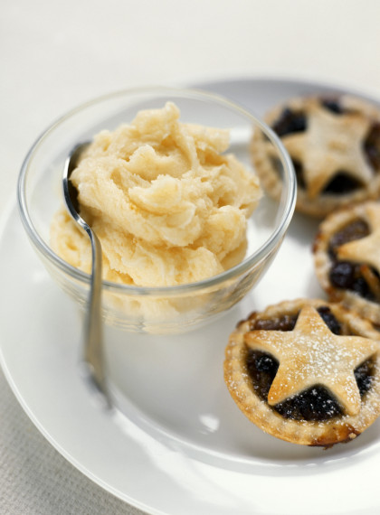 Mini mince pies with brandy butter