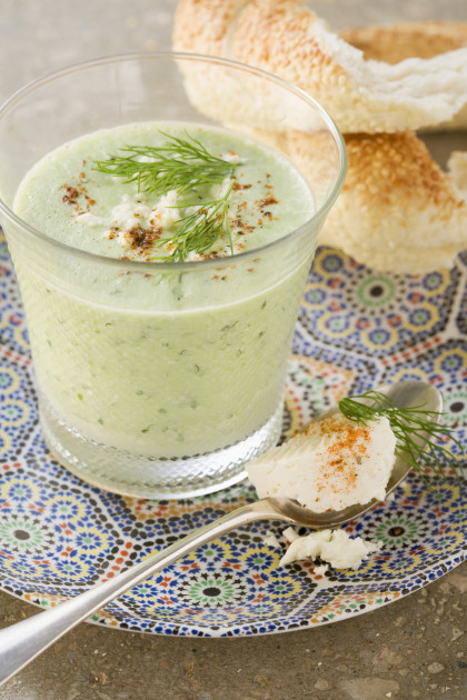 Leek soup with paprika and dill