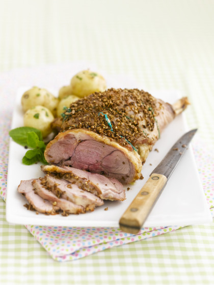 Leg of lamb with a crust