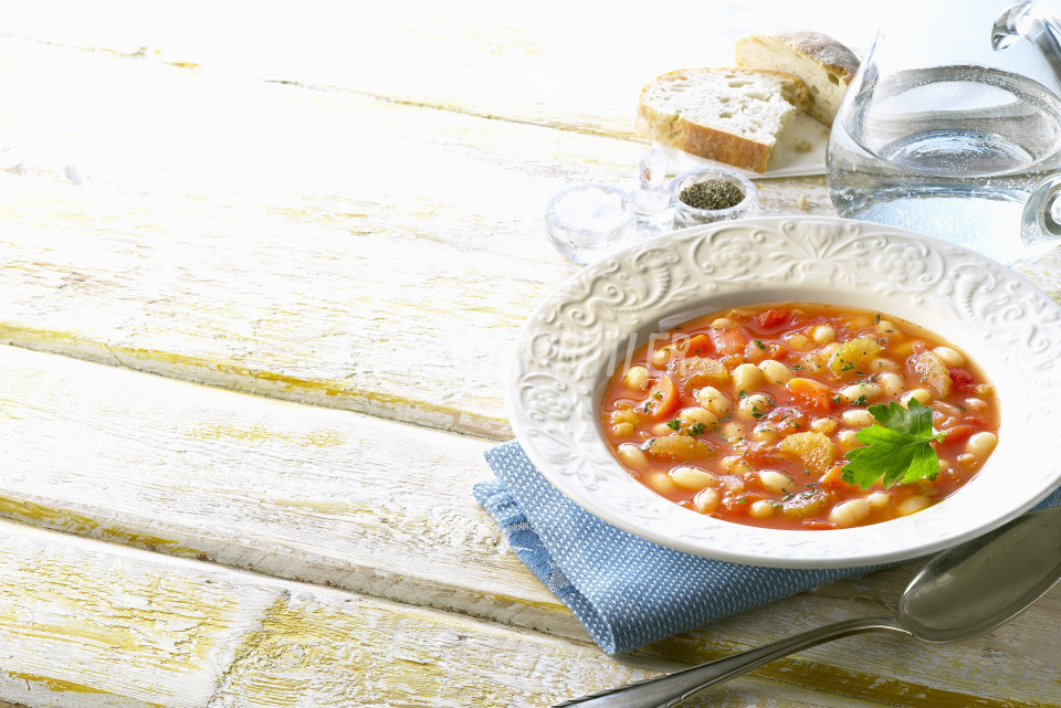 Fasolada (Greek bean soup) | preview