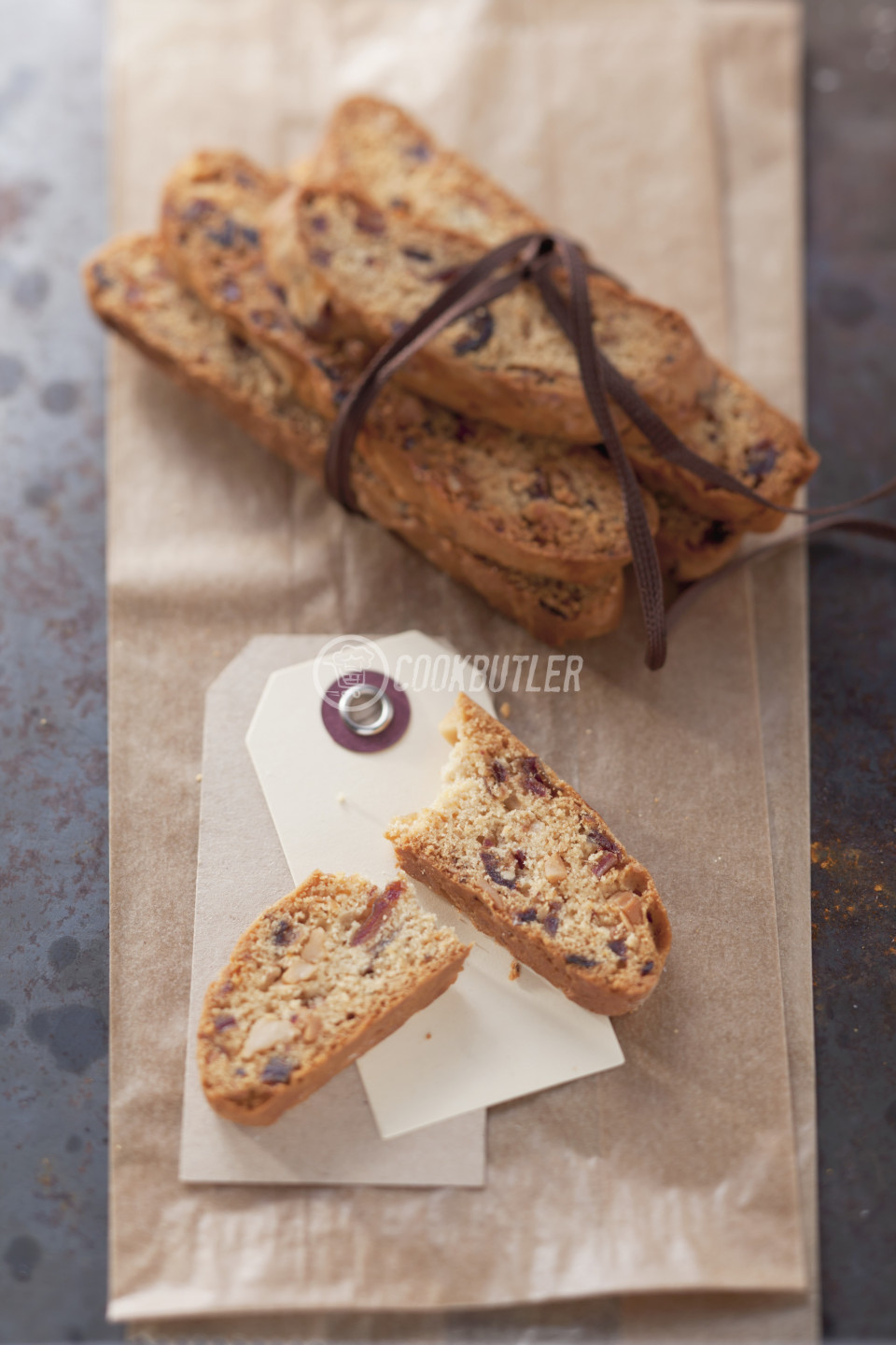 Almond and chocolate biscotti (gluten-free) | preview