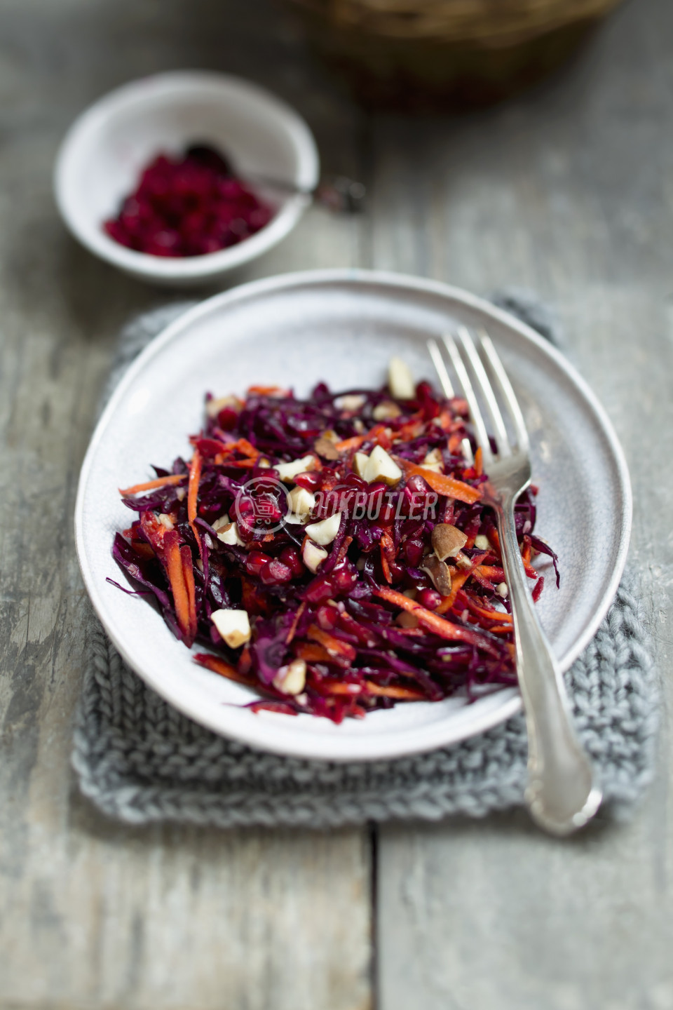 Red cabbage salad with pomegranate and Brazil nuts | preview