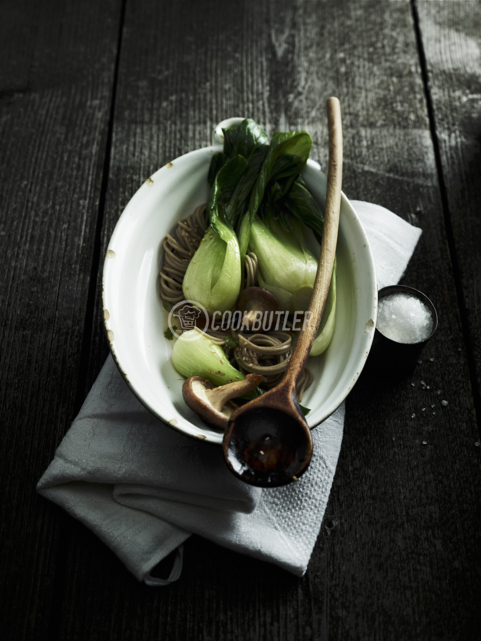 Pak choi with buckwheat noodles and shiitake mushrooms (Asia) | preview