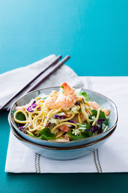 Chinese noodle salad with prawns
