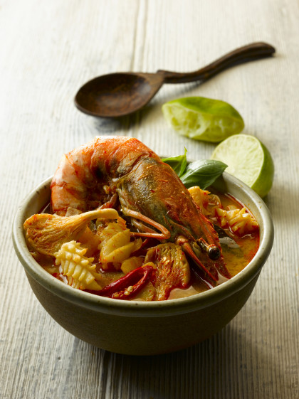 Tom yam talay (spicy seafood soup, Thailand)