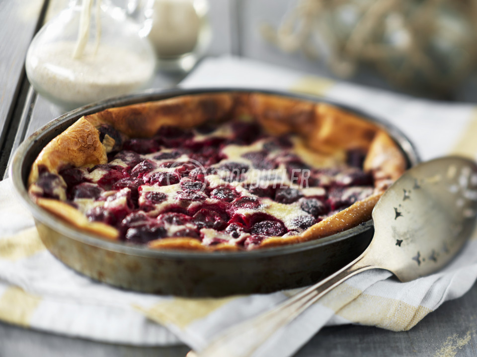 Clafoutis (baked cherry dessert, France) | preview