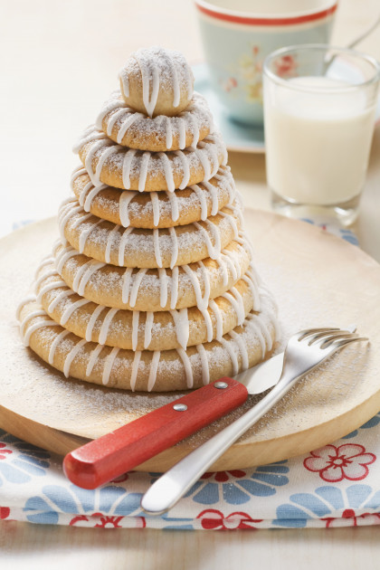 Danish almond and marzipan cake