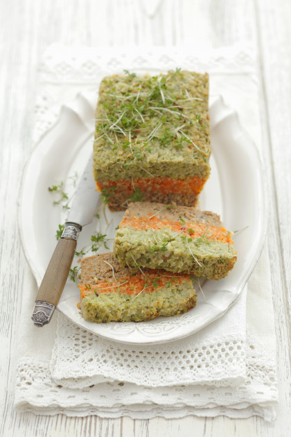 Carrot and broccoli terrine with soya and cress