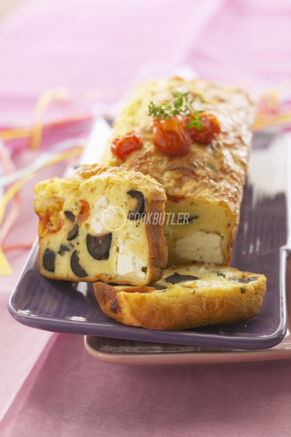 Feta and olive loaf | preview