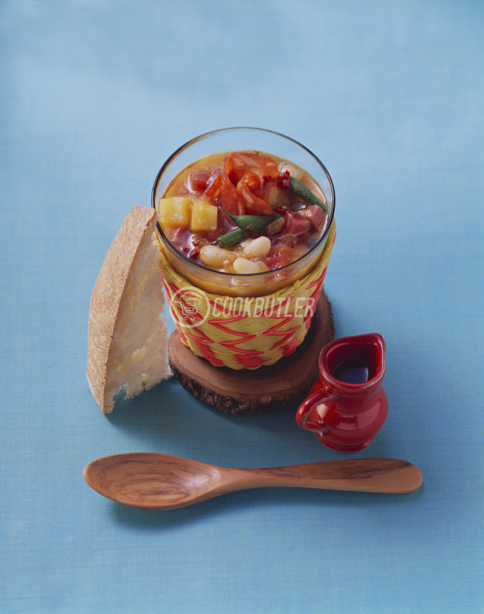 Bean stew (Menorca, Spain) | preview