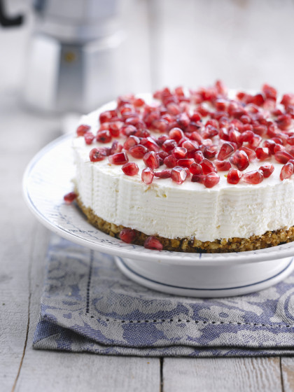 Chilled pomegranate cheesecake