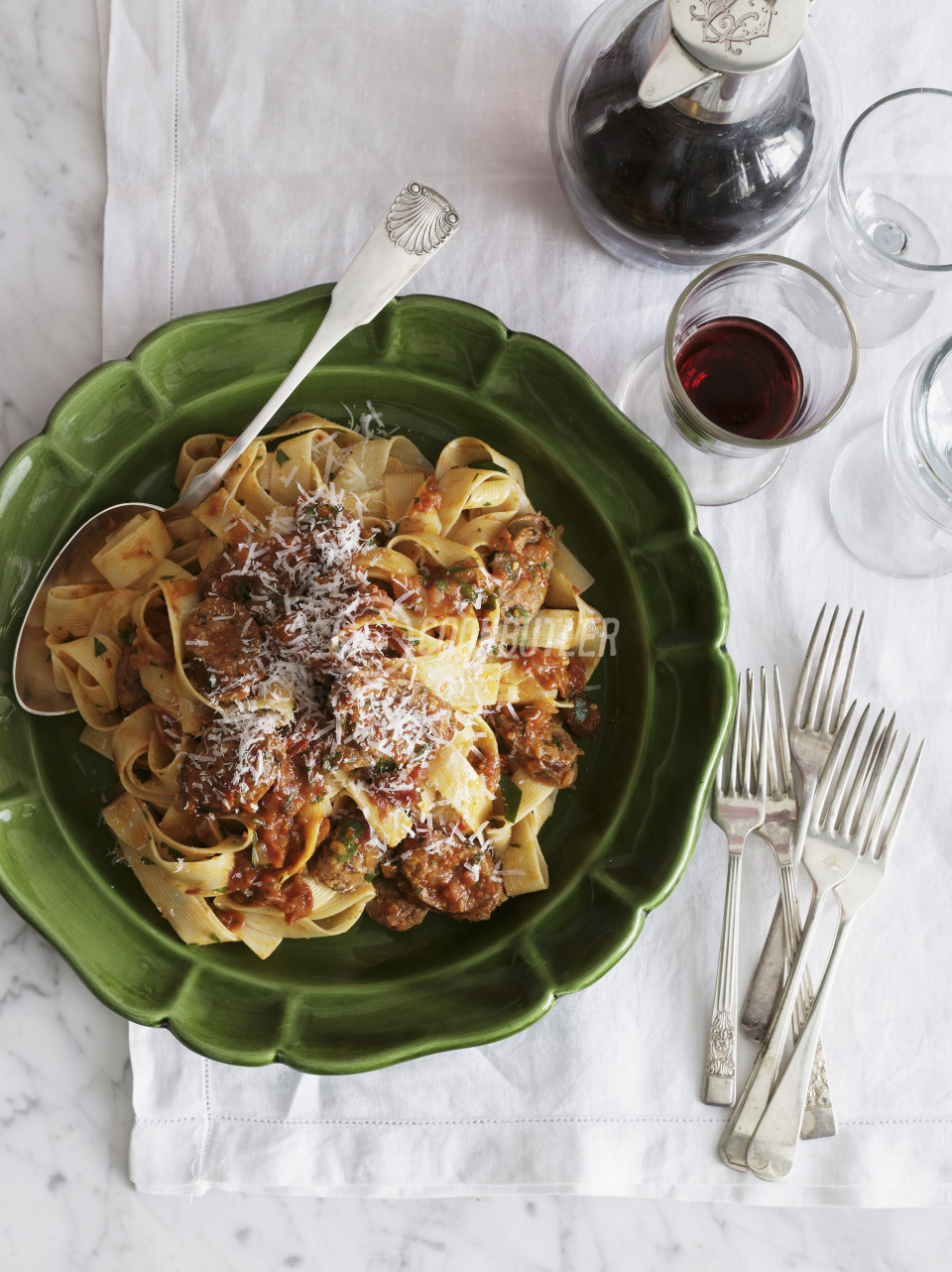 Tagliatelle with sausages and Parmesan cheese | preview