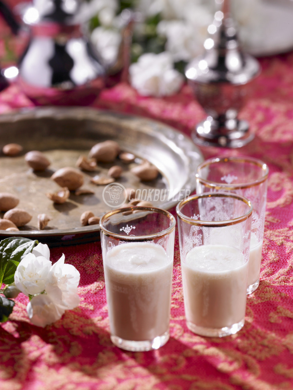 Middle Eastern yogurt drinks | preview