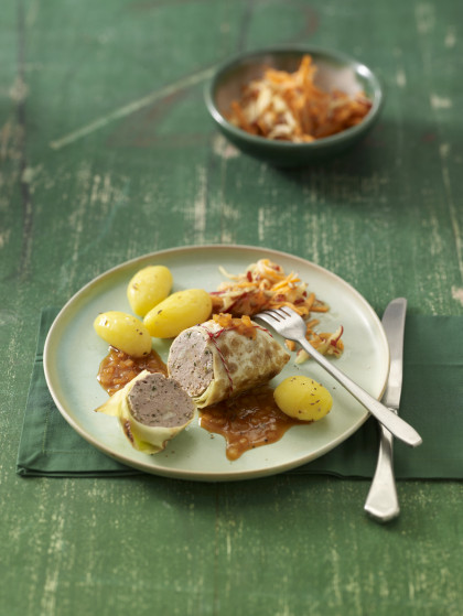 Cabbage roulade with a minced meat and sausage filling
