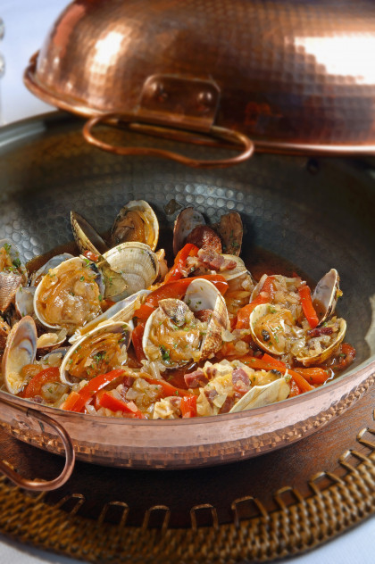 Clam stew with chorizo and peppers
