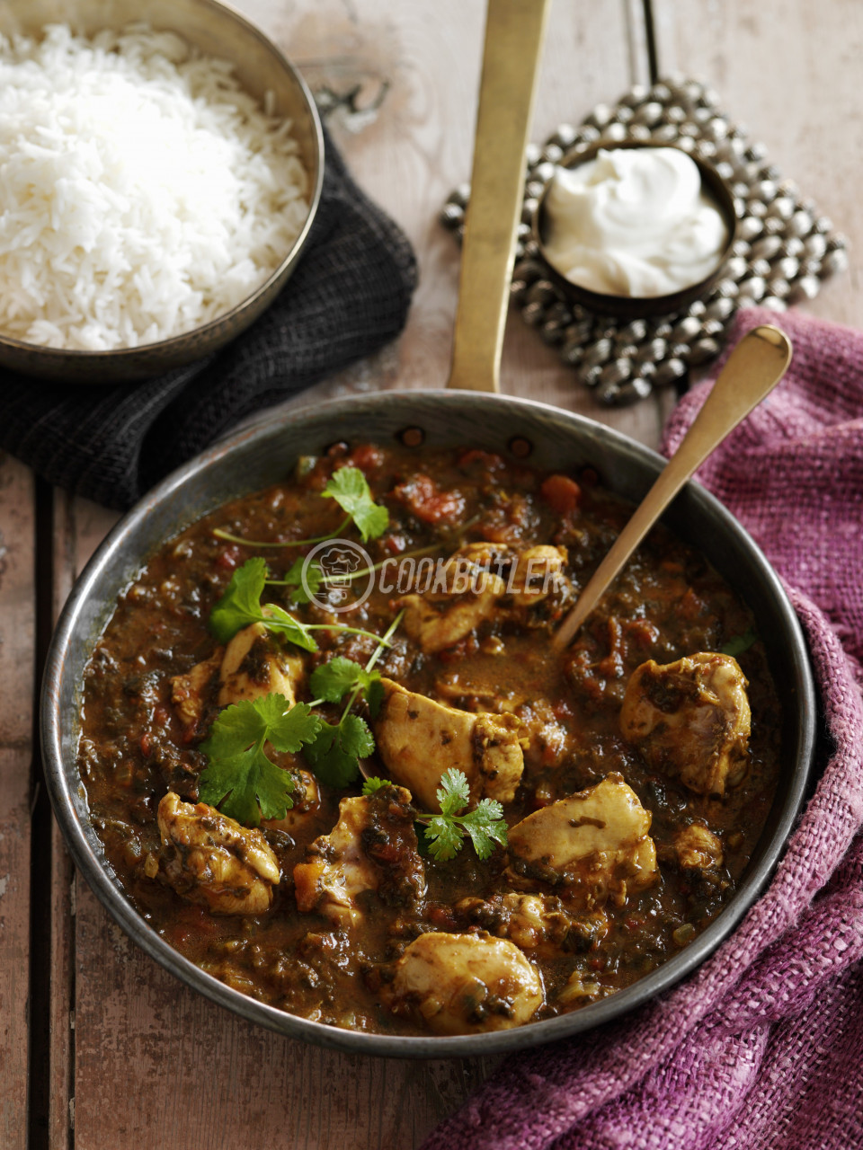 Quick and easy chicken curry with spinach, tomatoes and rice | preview