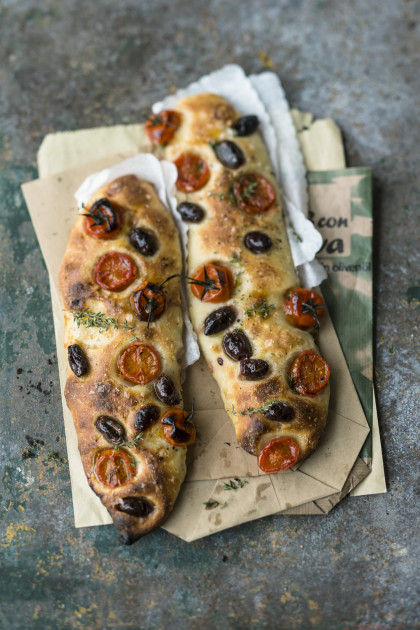 Mediterranean tomato and olive bread (gluten-free)
