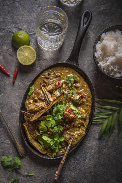 Beef rendang curry, slowly cooked with lemon grass, lime leaves, spices (gluten-free)