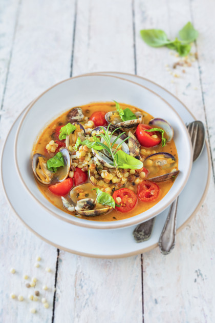 Mussel soup with semolina Fregola pasta and tomatoes, Sardinia